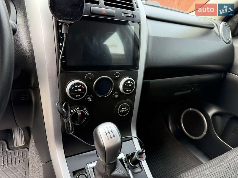 Позашляховик / Кросовер Suzuki Grand Vitara 2008 в Харкові
