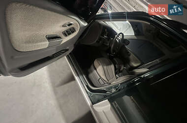 Внедорожник / Кроссовер Suzuki Grand Vitara 2001 в 