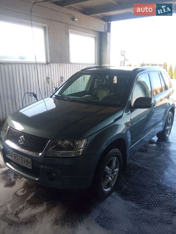 Внедорожник / Кроссовер Suzuki Grand Vitara 2006 в Хмельницком