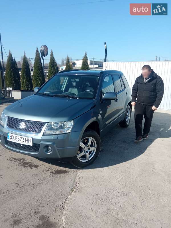 Внедорожник / Кроссовер Suzuki Grand Vitara 2006 в Хмельницком