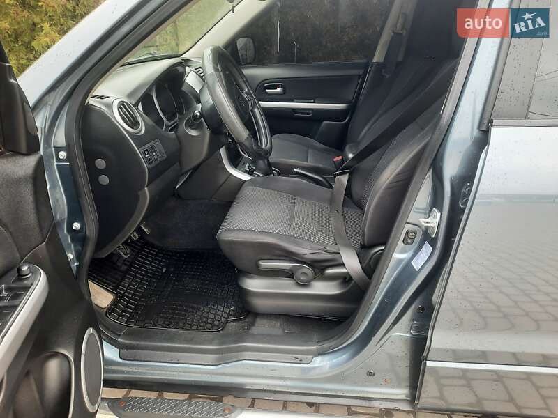 Внедорожник / Кроссовер Suzuki Grand Vitara 2008 в Борщеве