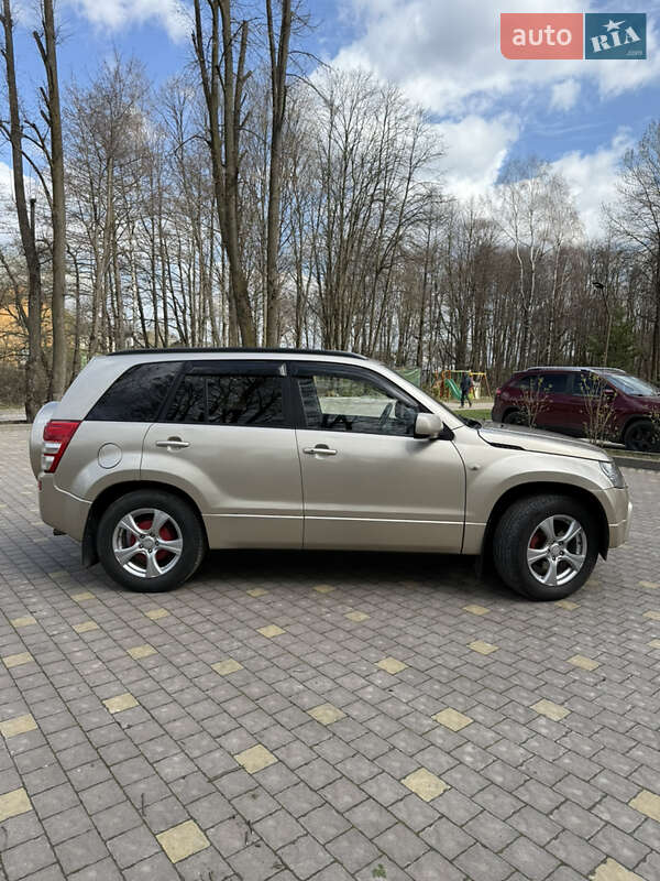 Позашляховик / Кросовер Suzuki Grand Vitara 2007 в Долині