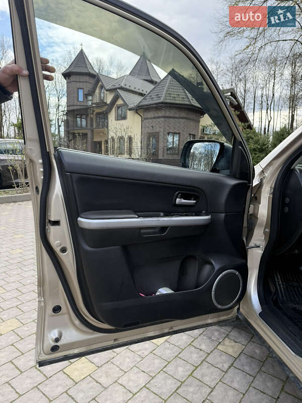 Позашляховик / Кросовер Suzuki Grand Vitara 2007 в Долині