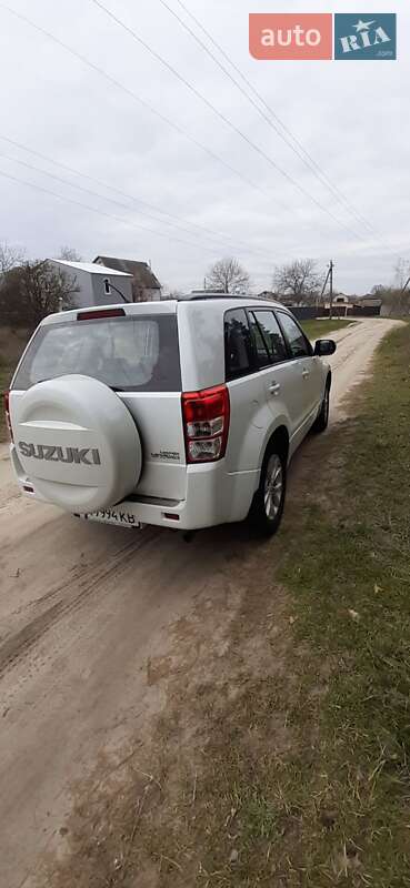 Внедорожник / Кроссовер Suzuki Grand Vitara 2013 в Василькове