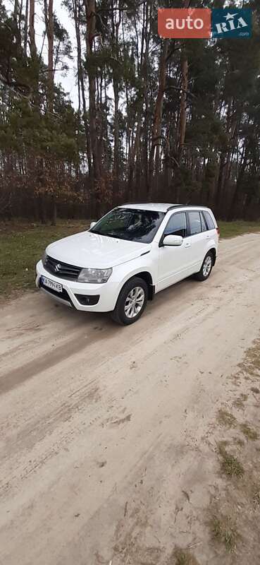 Внедорожник / Кроссовер Suzuki Grand Vitara 2013 в Василькове