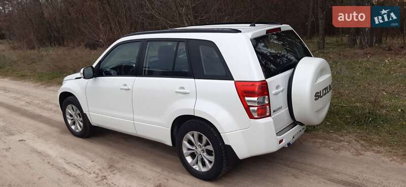 Внедорожник / Кроссовер Suzuki Grand Vitara 2013 в Василькове