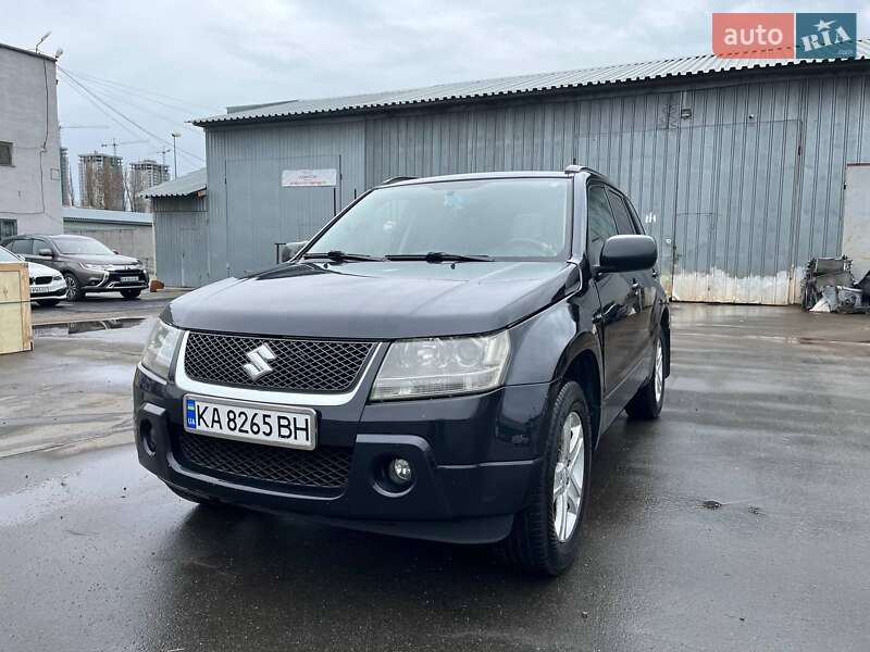 Внедорожник / Кроссовер Suzuki Grand Vitara 2006 в 