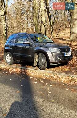 Позашляховик / Кросовер Suzuki Grand Vitara 2009 в 