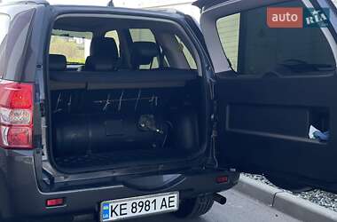Внедорожник / Кроссовер Suzuki Grand Vitara 2011 в 