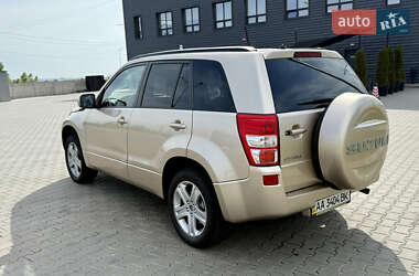 Позашляховик / Кросовер Suzuki Grand Vitara 2006 в 