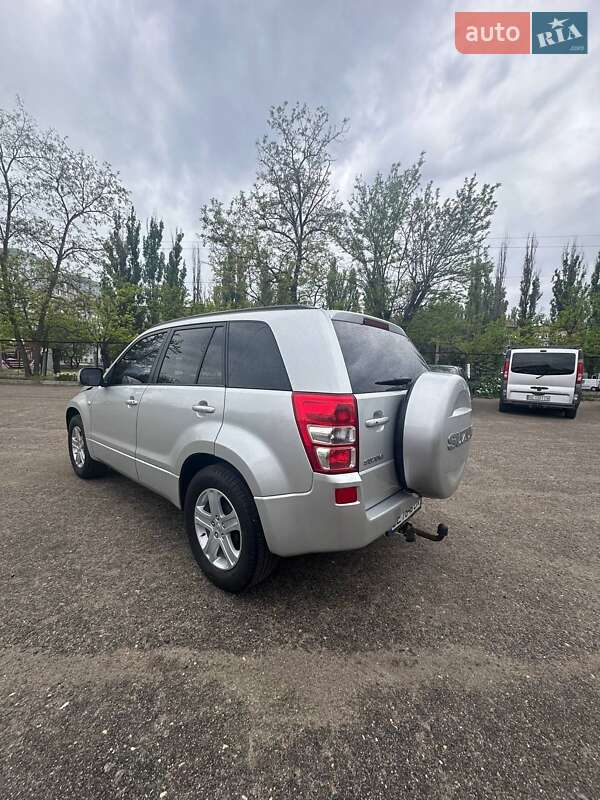 Позашляховик / Кросовер Suzuki Grand Vitara 2008 в Миколаєві