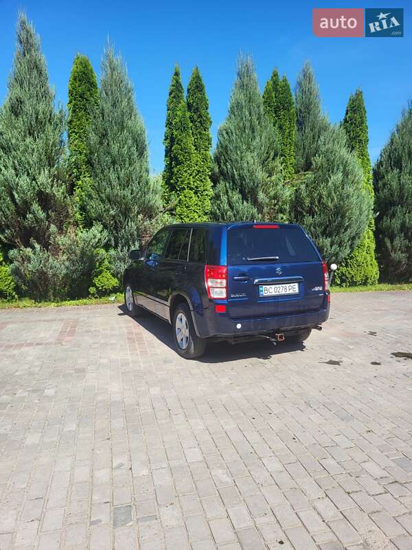 Внедорожник / Кроссовер Suzuki Grand Vitara 2012 в Коростене