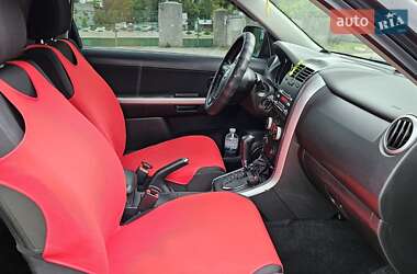 Позашляховик / Кросовер Suzuki Grand Vitara 2010 в 