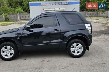 Позашляховик / Кросовер Suzuki Grand Vitara 2010 в 