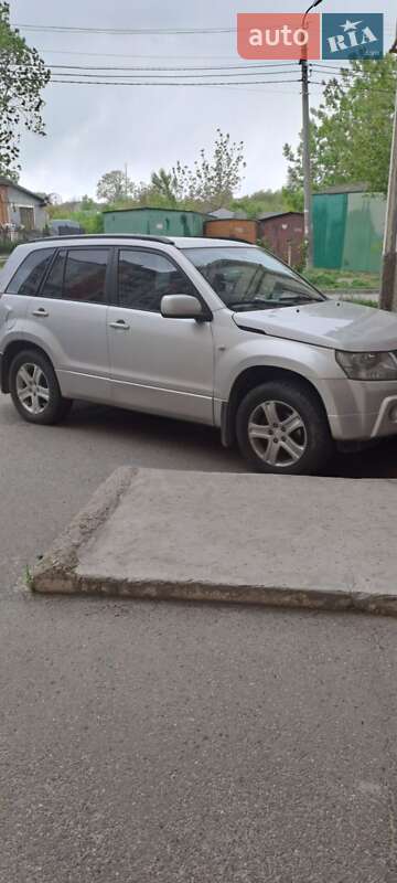 Suzuki Grand Vitara 2005