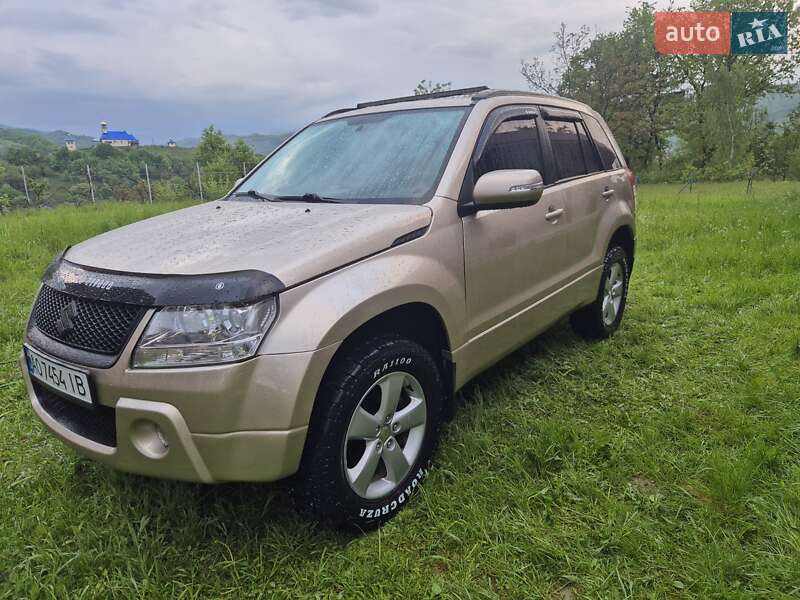 Позашляховик / Кросовер Suzuki Grand Vitara 2008 в 