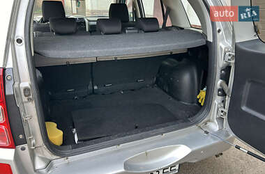 Позашляховик / Кросовер Suzuki Grand Vitara 2009 в 