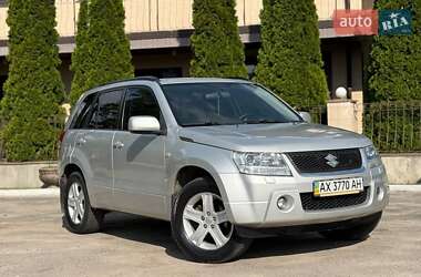 Внедорожник / Кроссовер Suzuki Grand Vitara 2005 в 