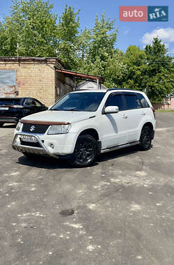 Внедорожник / Кроссовер Suzuki Grand Vitara 2008 в Киеве