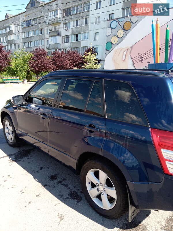 Внедорожник / Кроссовер Suzuki Grand Vitara 2008 в Киеве