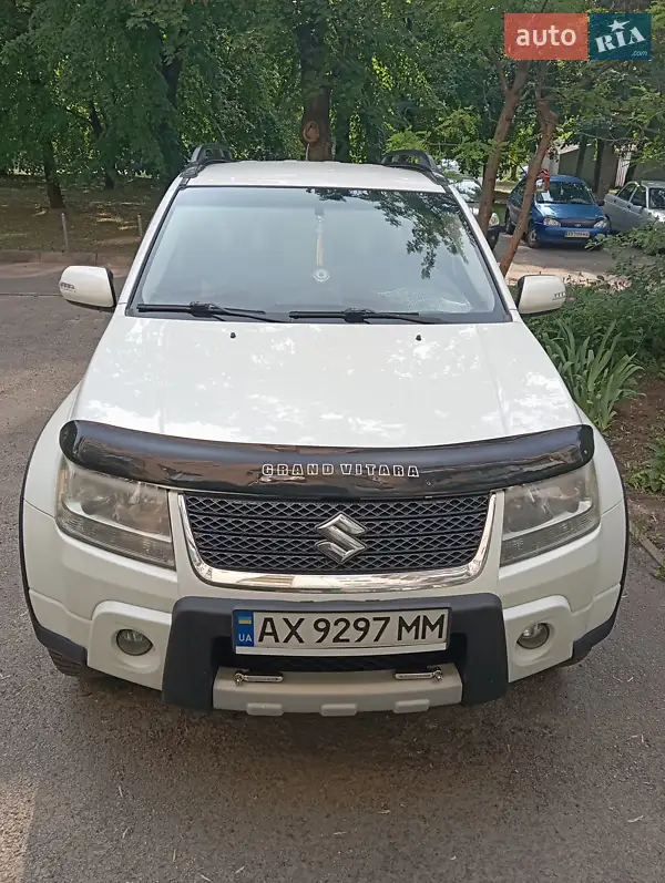 Suzuki Grand Vitara 2011