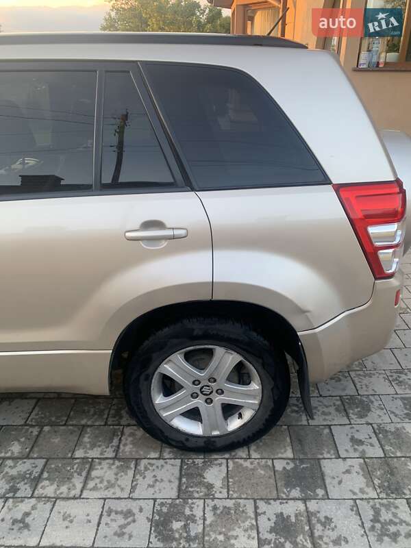 Внедорожник / Кроссовер Suzuki Grand Vitara 2007 в Житомире