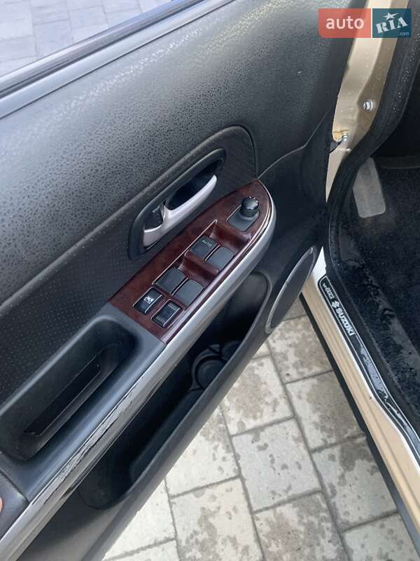 Внедорожник / Кроссовер Suzuki Grand Vitara 2007 в Житомире