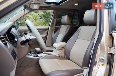 Позашляховик / Кросовер Suzuki Grand Vitara 2006 в 