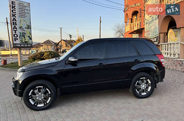 Позашляховик / Кросовер Suzuki Grand Vitara 2009 в 