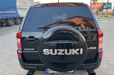 Позашляховик / Кросовер Suzuki Grand Vitara 2009 в 