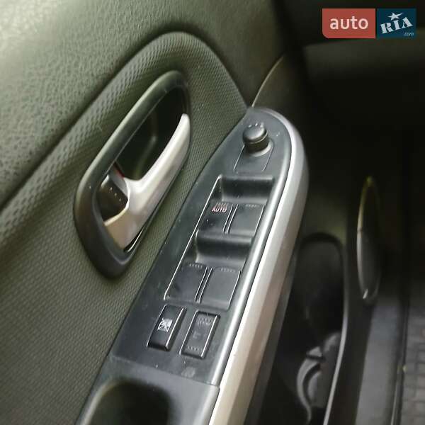 Внедорожник / Кроссовер Suzuki Grand Vitara 2008 в Киеве