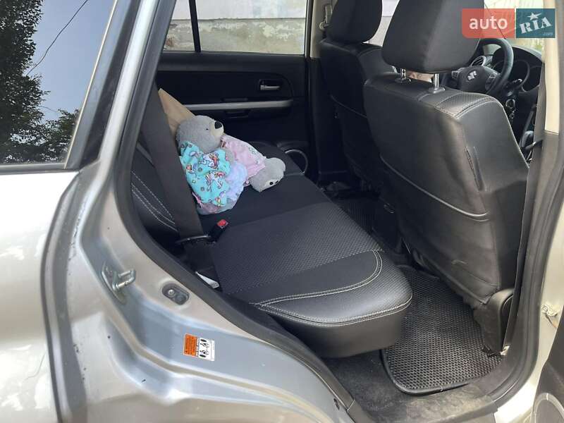 Внедорожник / Кроссовер Suzuki Grand Vitara 2007 в Киеве