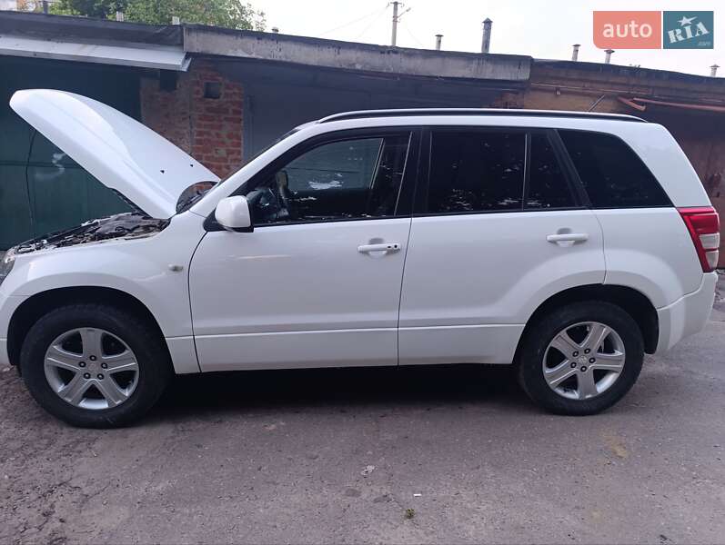 Внедорожник / Кроссовер Suzuki Grand Vitara 2008 в Лубнах фото 5 Внедорожник / Кроссовер Suzuki Grand Vitara 2008 в Лубнах