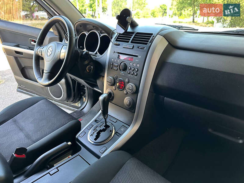 Внедорожник / Кроссовер Suzuki Grand Vitara 2016 в Днепре