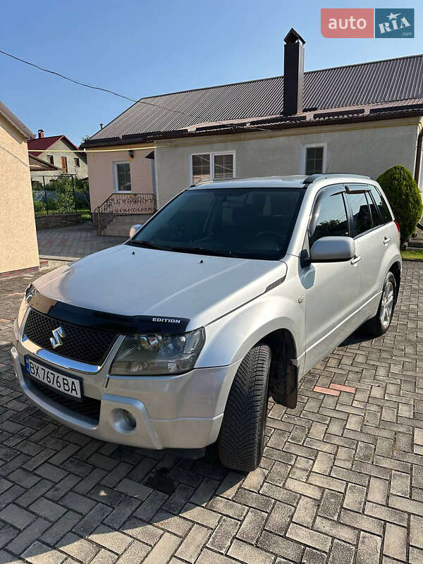 Позашляховик / Кросовер Suzuki Grand Vitara 2007 в Кам'янець-Подільському
