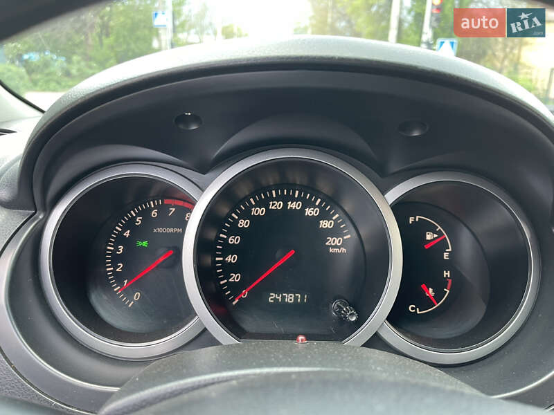 Позашляховик / Кросовер Suzuki Grand Vitara 2006 в Чернівцях