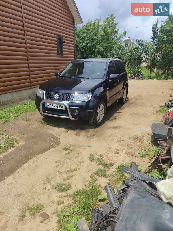Позашляховик / Кросовер Suzuki Grand Vitara 2007 в Косові