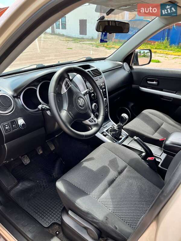 Внедорожник / Кроссовер Suzuki Grand Vitara 2006 в Прилуках