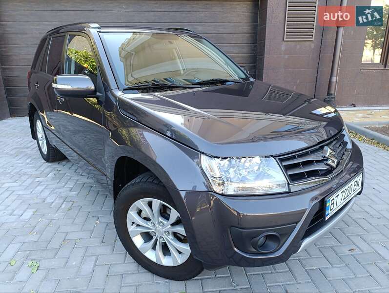 Позашляховик / Кросовер Suzuki Grand Vitara 2017 в Миколаєві