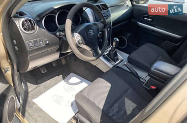 Позашляховик / Кросовер Suzuki Grand Vitara 2006 в 