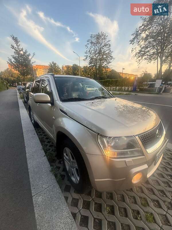 Внедорожник / Кроссовер Suzuki Grand Vitara 2006 в Хмельницком
