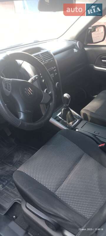 Позашляховик / Кросовер Suzuki Grand Vitara 2006 в Сумах