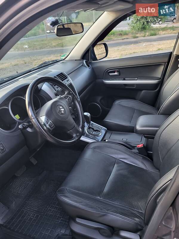 Внедорожник / Кроссовер Suzuki Grand Vitara 2009 в Киеве фото 12 Внедорожник / Кроссовер Suzuki Grand Vitara 2009 в Киеве