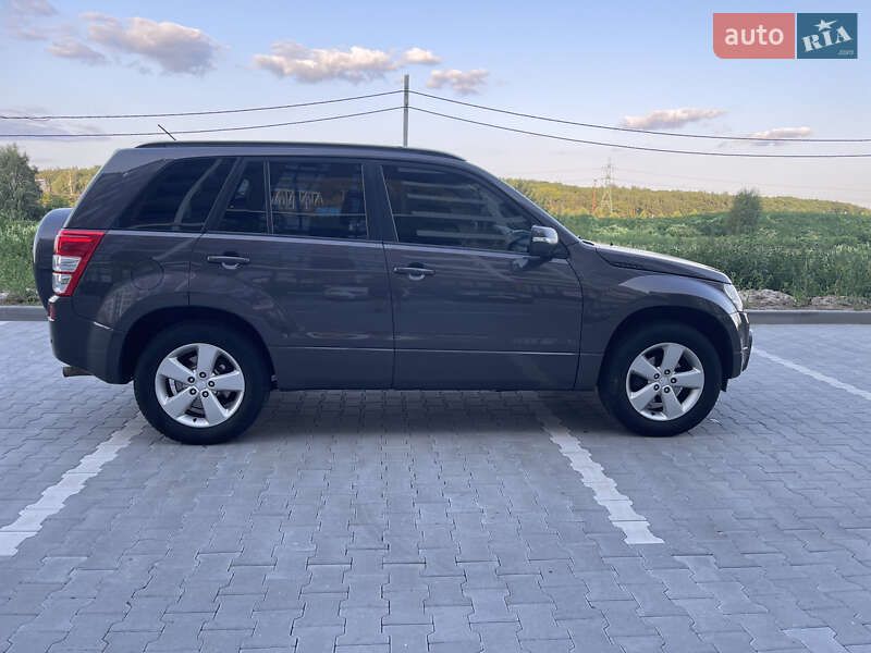 Внедорожник / Кроссовер Suzuki Grand Vitara 2008 в Ирпене