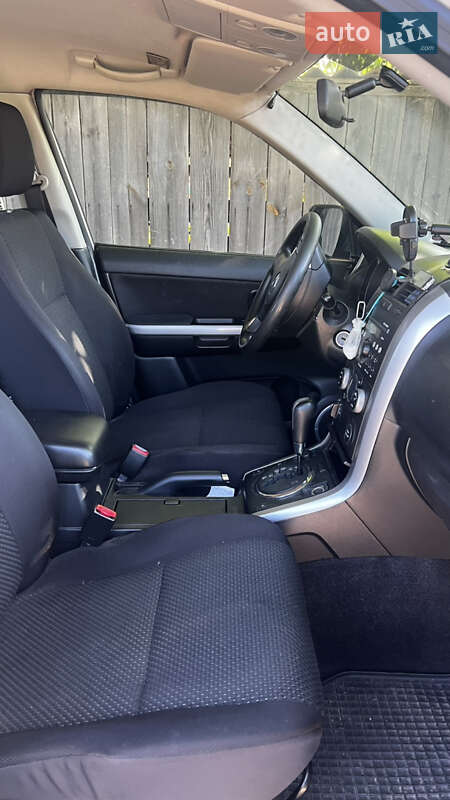 Внедорожник / Кроссовер Suzuki Grand Vitara 2008 в Киеве