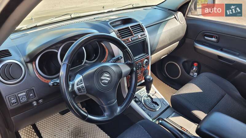 Внедорожник / Кроссовер Suzuki Grand Vitara 2006 в Черкассах