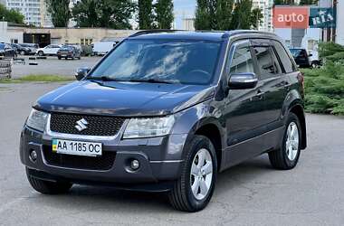 Внедорожник / Кроссовер Suzuki Grand Vitara 2010 в Киеве