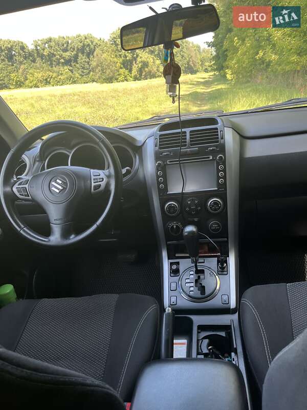 Внедорожник / Кроссовер Suzuki Grand Vitara 2007 в Мене