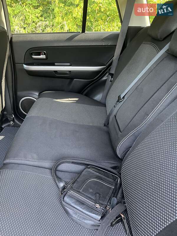 Внедорожник / Кроссовер Suzuki Grand Vitara 2007 в Мене