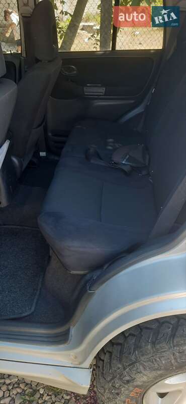 Позашляховик / Кросовер Suzuki Grand Vitara 2004 в Стрию